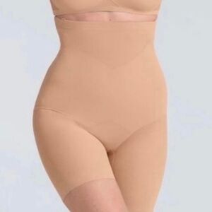 Honeylove Women's Superpower Shorts Sand
Brown Compression Flexible Boning Small